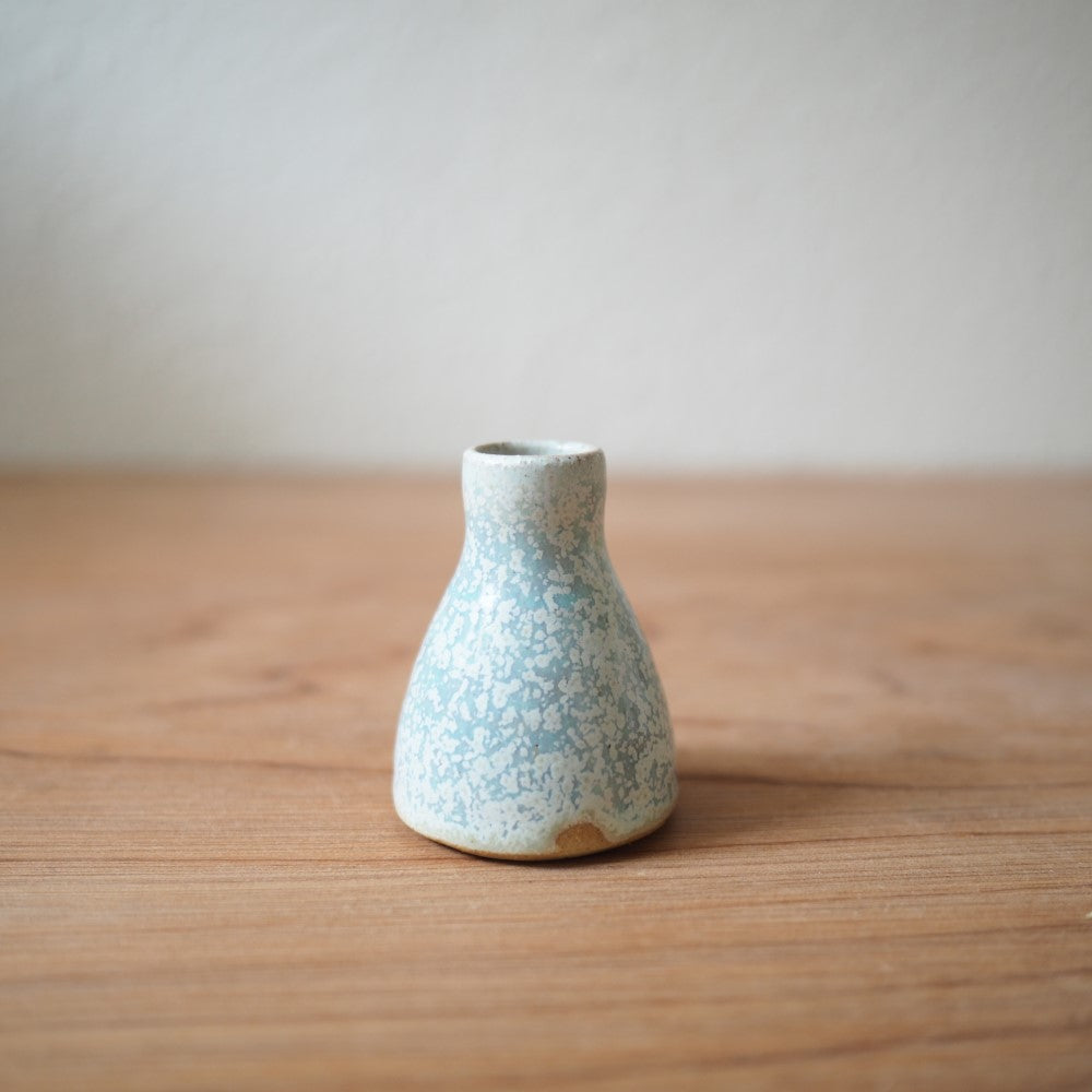 Bud vases (multiple variants)