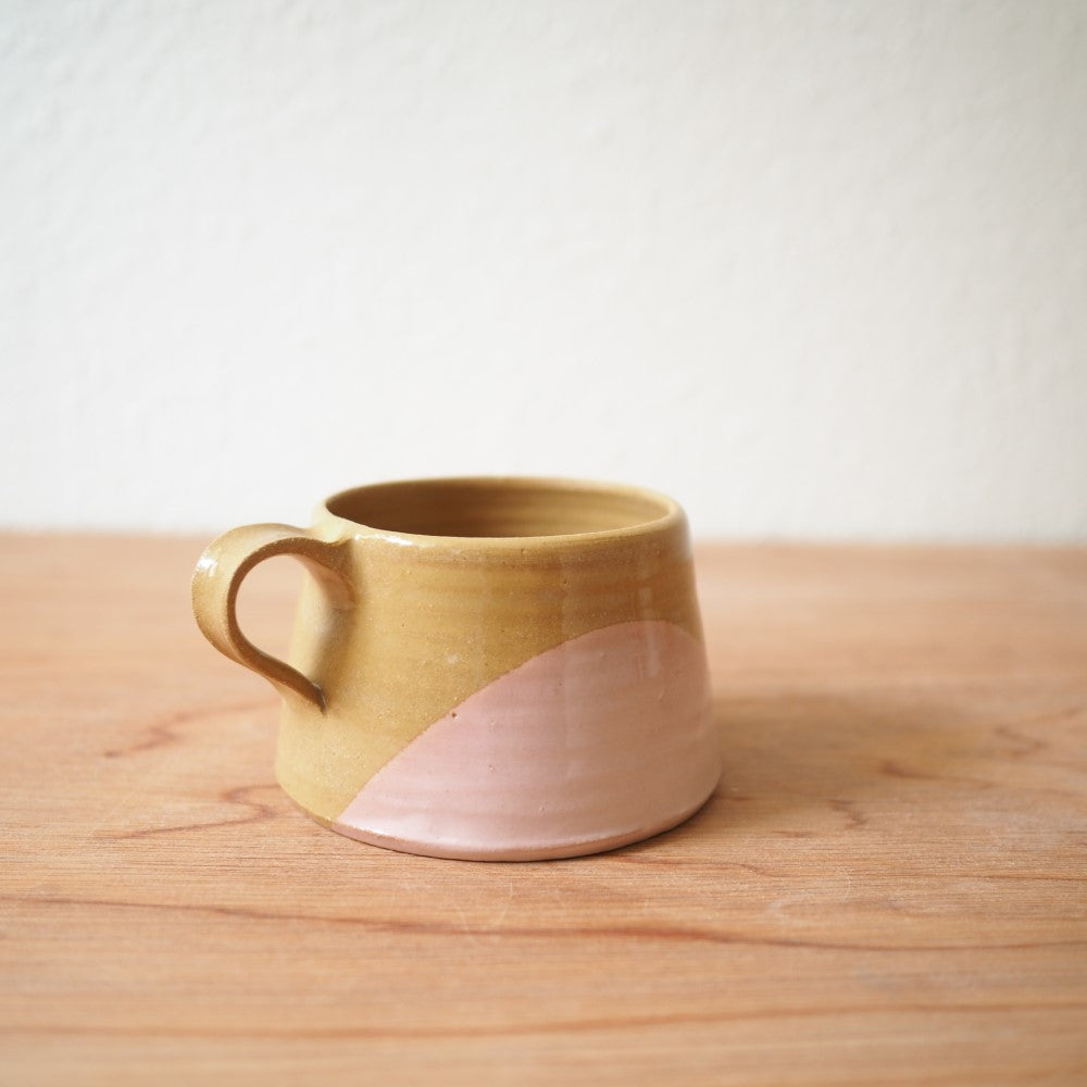 Cups (multiple variants)