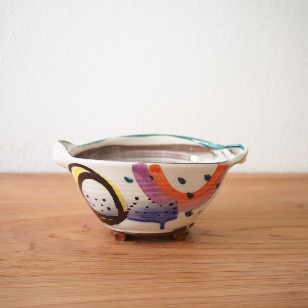 Oval colander