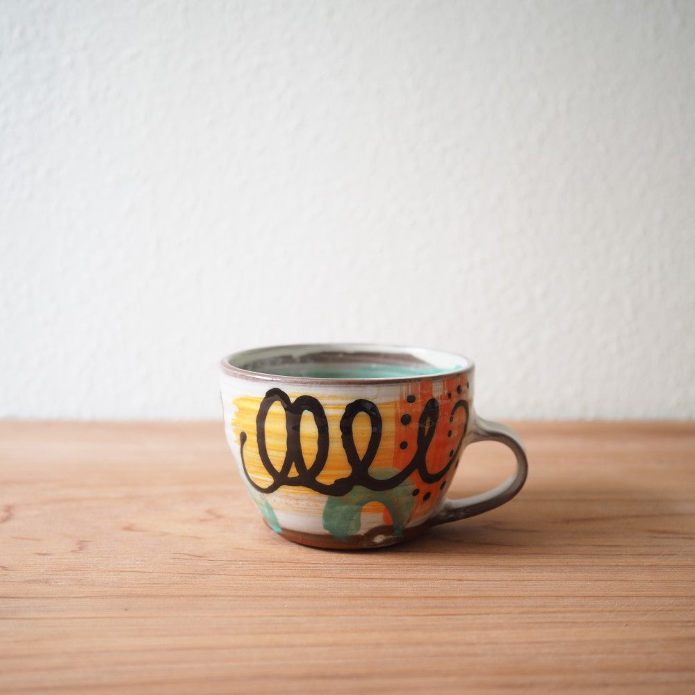 Tea cups (multiple variants)