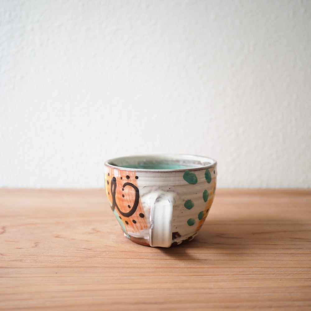 Tea cups (multiple variants)