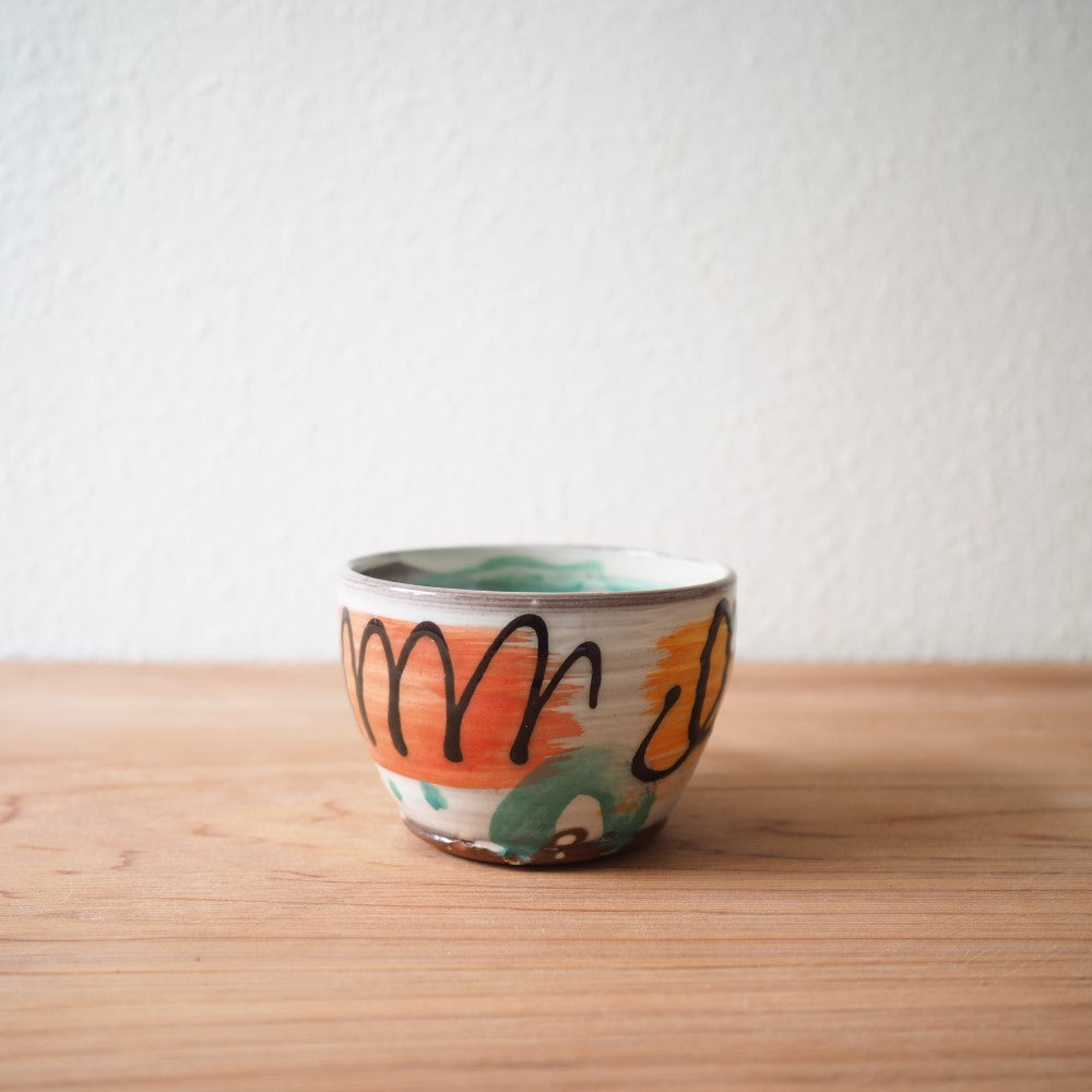 Tea cups (multiple variants)