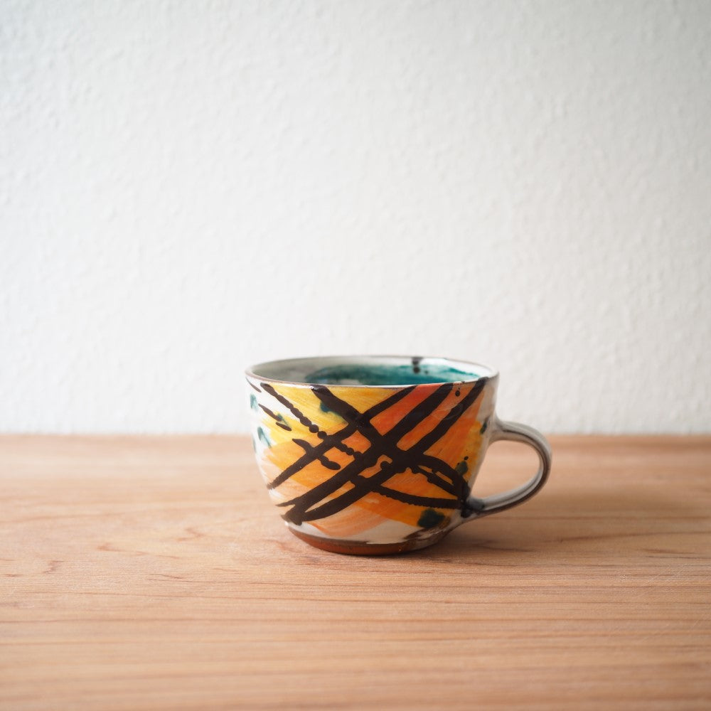 Tea cups (multiple variants)