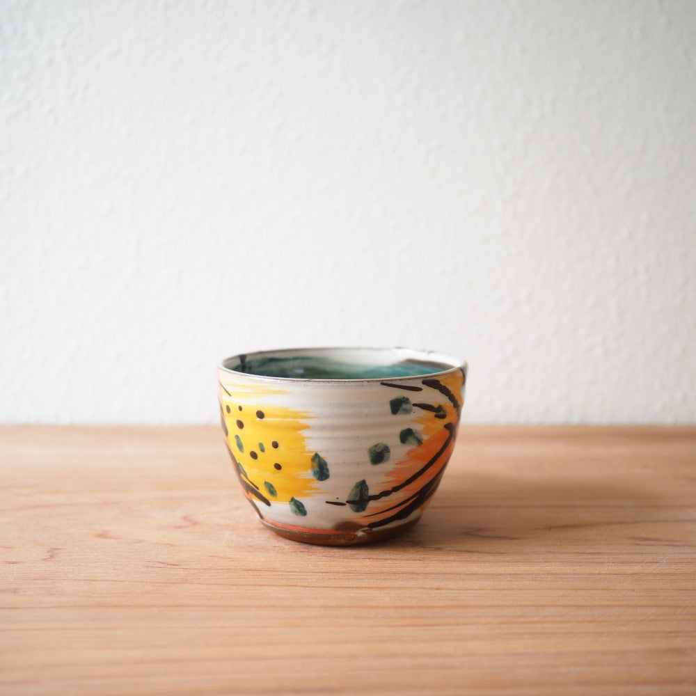 Tea cups (multiple variants)