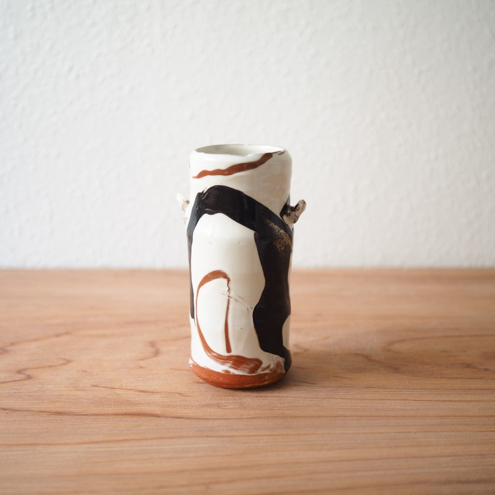 Lugged vessel