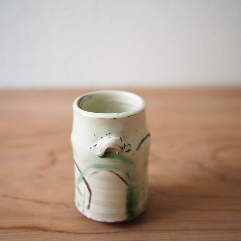 Lugged vessel