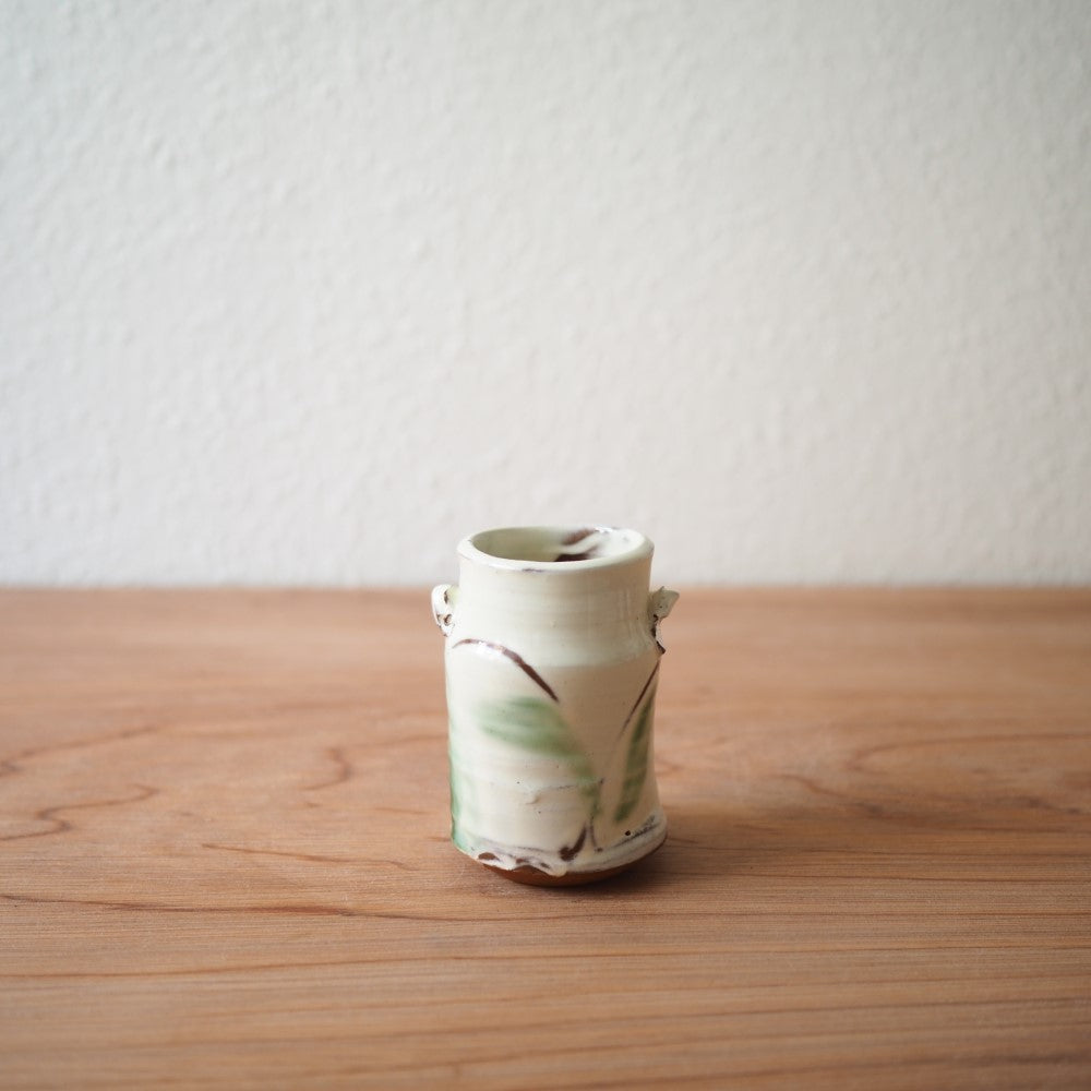 Lugged vessel