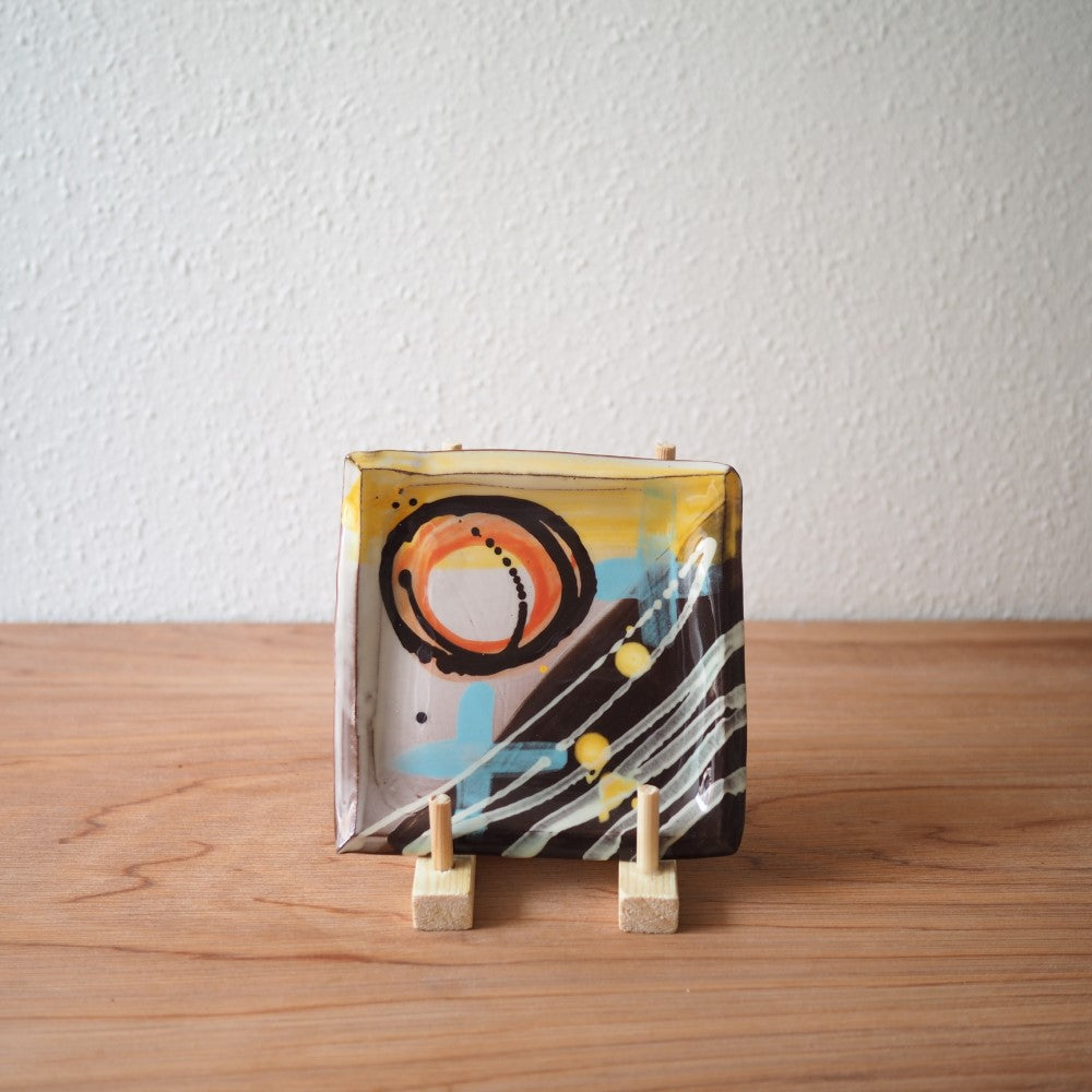 Side plates (multiple variants)