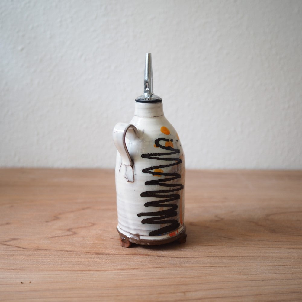 Oil bottles (multiple variants)