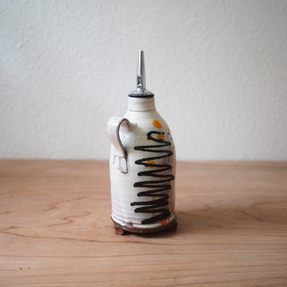 Oil bottles (multiple variants)