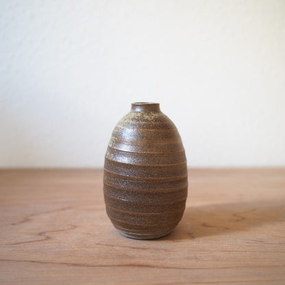 Bud vase