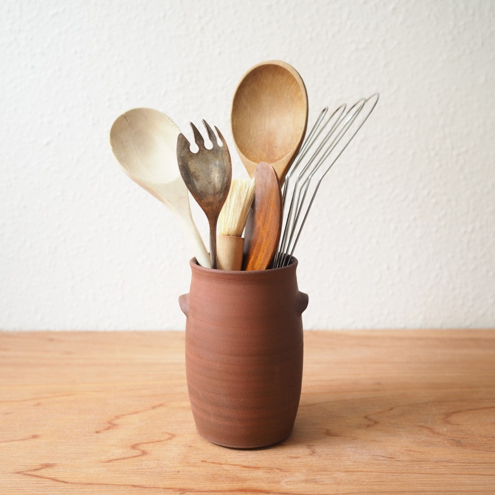 Utensil holders (multiple variants)